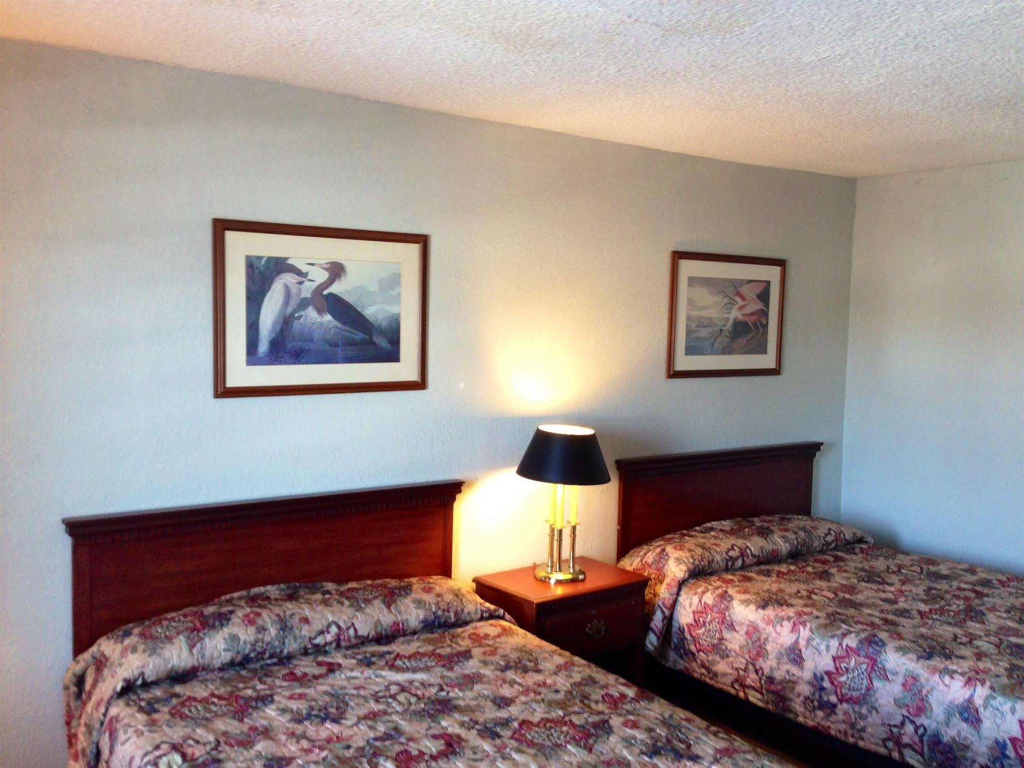 Country Hearth Inn And Suites Paducah Exterior foto